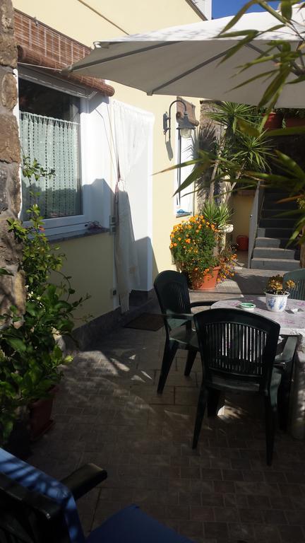 Cartaromana House Ischia Kültér fotó